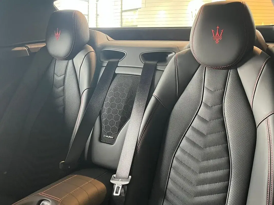 Maserati GranCabrio - Thumbnail 14