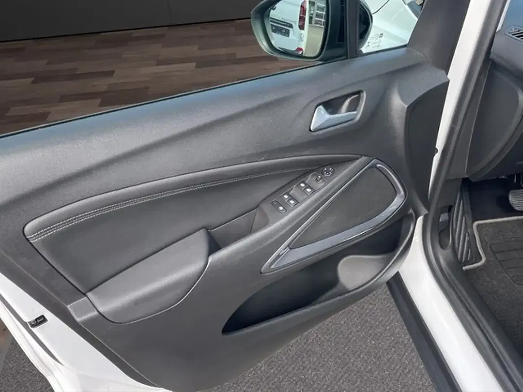 Opel Crossland 1.2 Turbo Elegance - Thumbnail 10