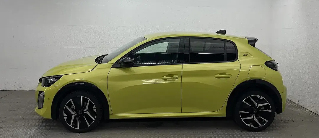Peugeot 208 136 e-DSC6 Hybrid GT - Thumbnail 2