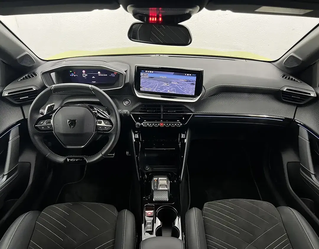Peugeot 208 136 e-DSC6 Hybrid GT - Thumbnail 3