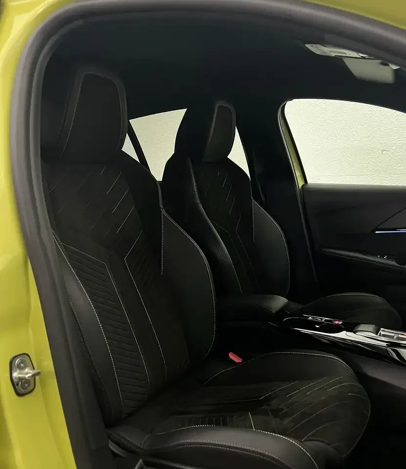 Peugeot 208 136 e-DSC6 Hybrid GT - Thumbnail 8