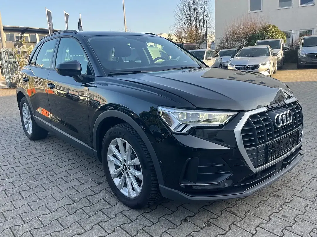 Audi Q3 45 TFSI quattro - Thumbnail 3