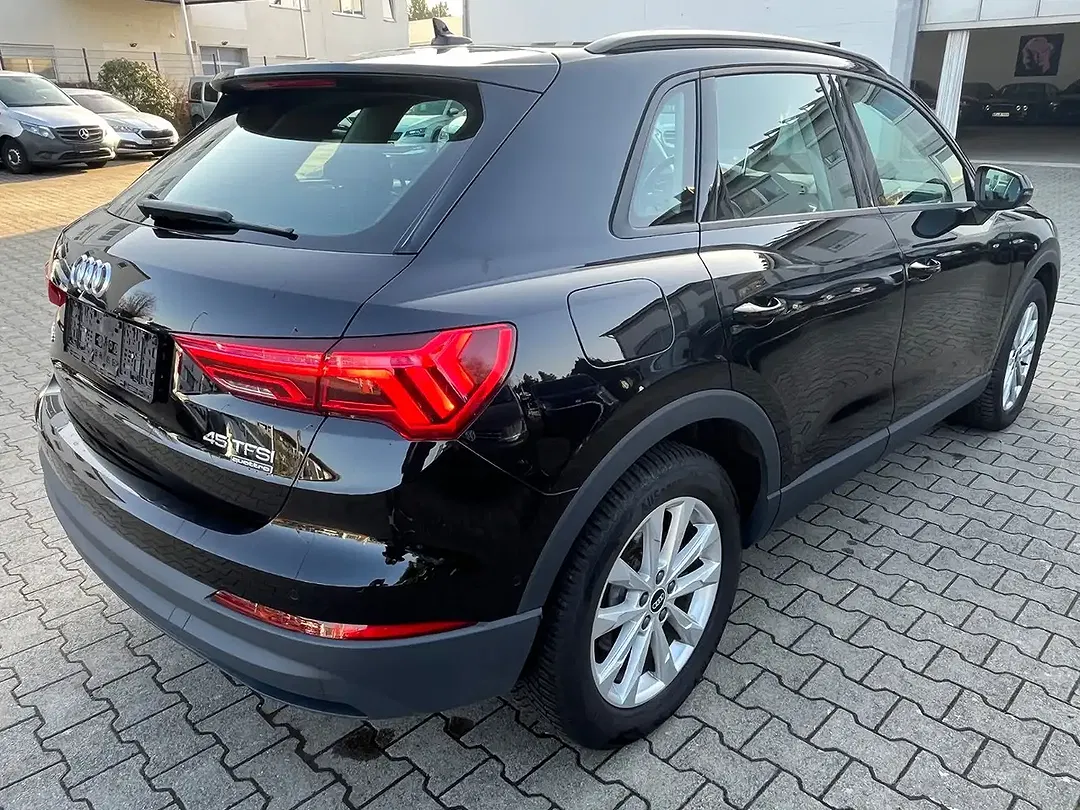 Audi Q3 45 TFSI quattro - Thumbnail 4