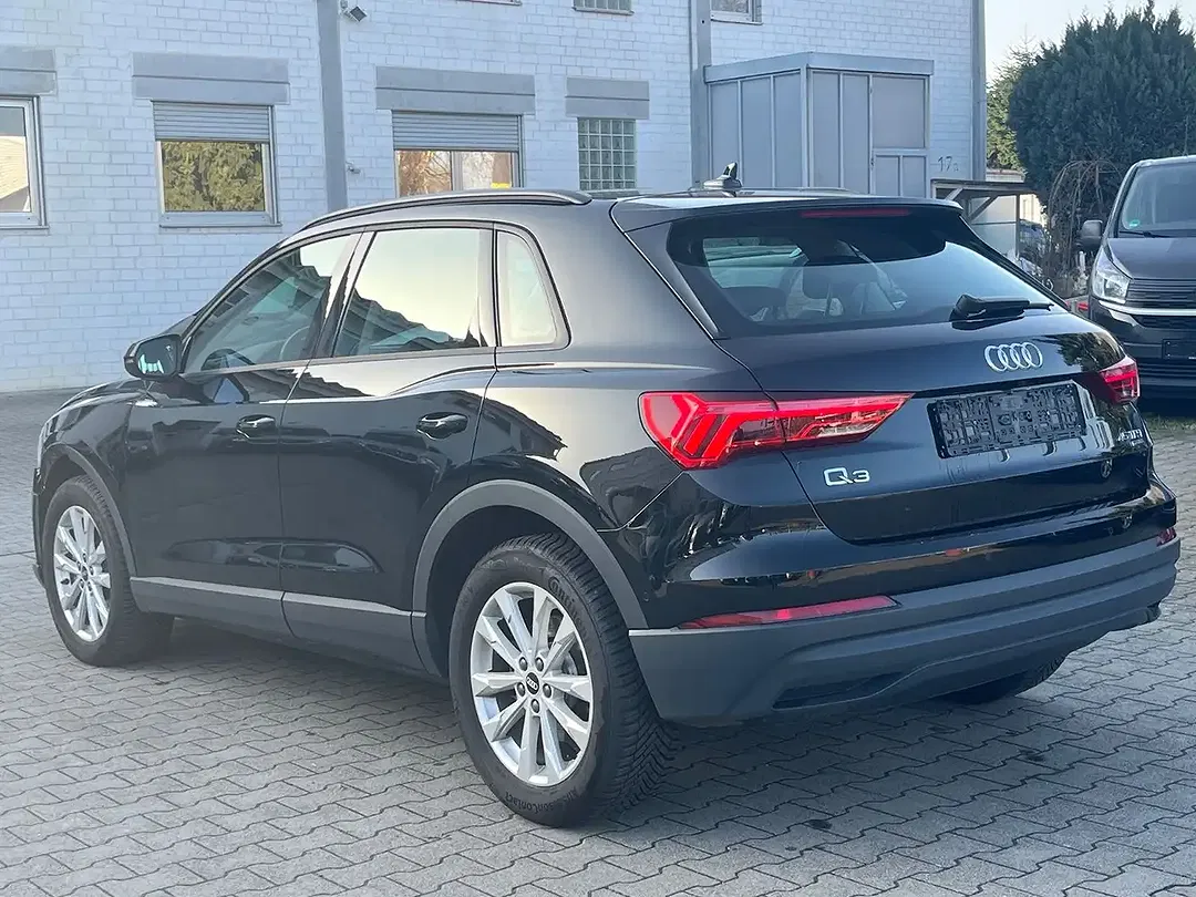 Audi Q3 45 TFSI quattro - Thumbnail 6
