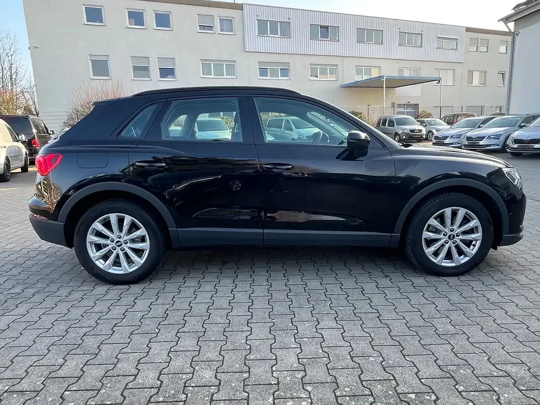 Audi Q3 45 TFSI quattro - Thumbnail 9