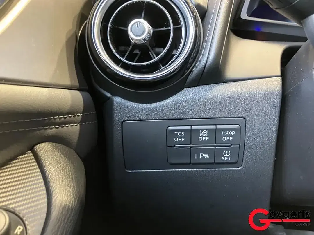 Mazda CX-3 SKYACTIV-G 6MT - Thumbnail 13