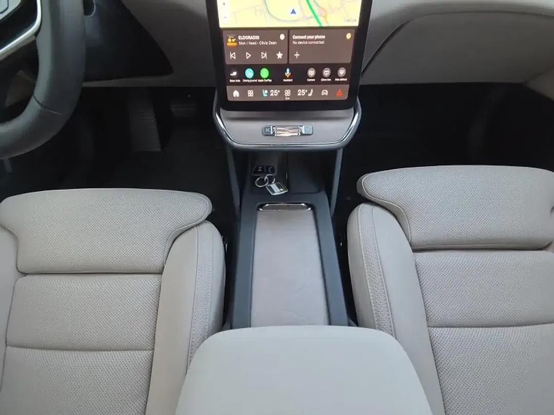 Volvo ES90 Single Motor Extended Range Ultra - Thumbnail 11