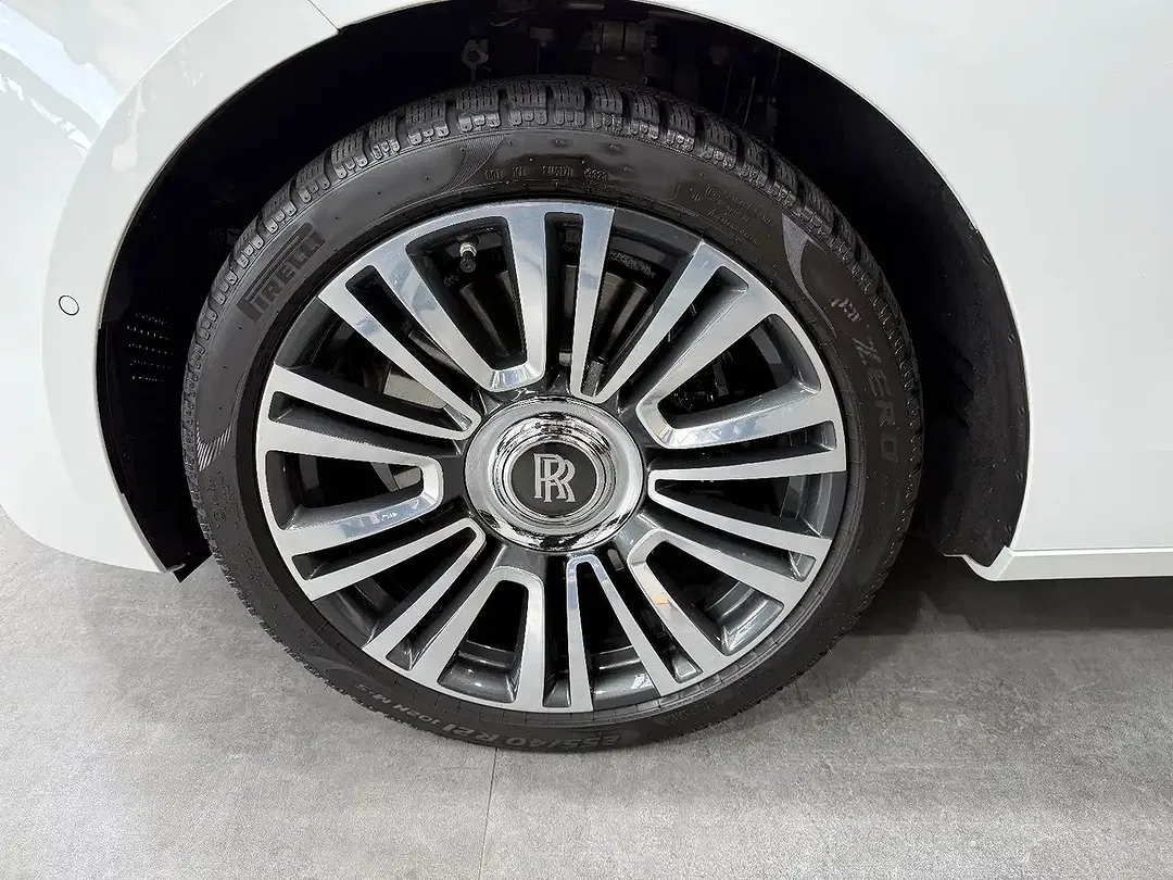 Rolls-Royce Ghost - Thumbnail 13