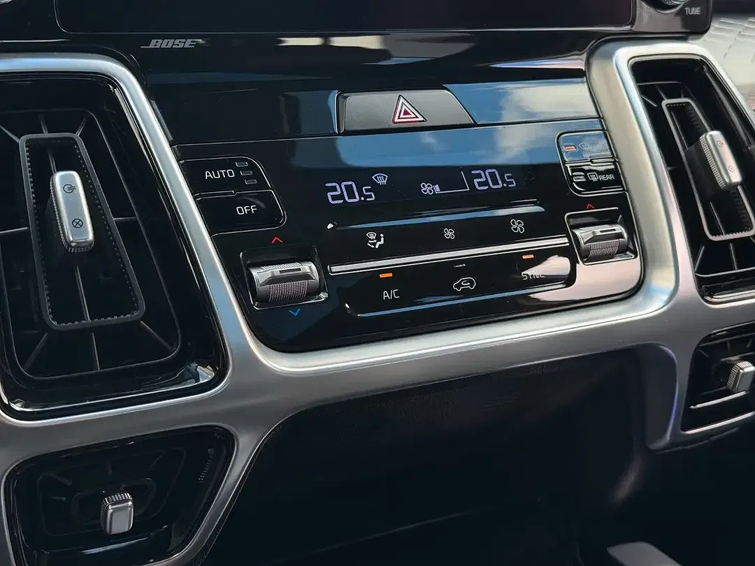 Kia Sorento 2.2 CRDi DCT AWD Platinum - Thumbnail 13