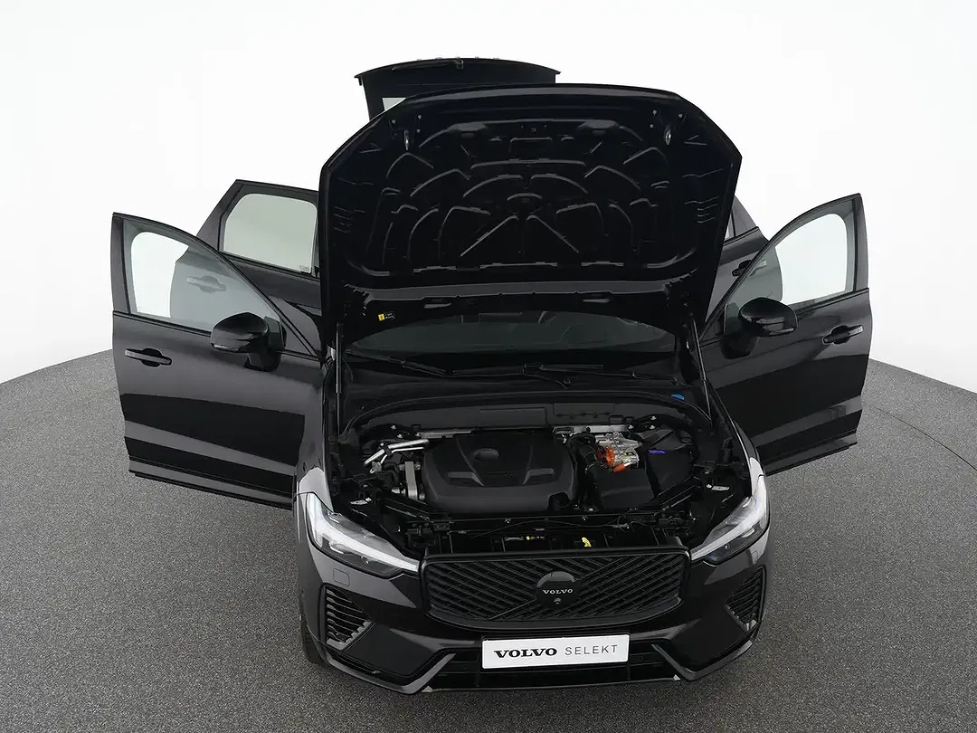 Volvo XC60 T8 AWD Ultra Black Edition - Thumbnail 13