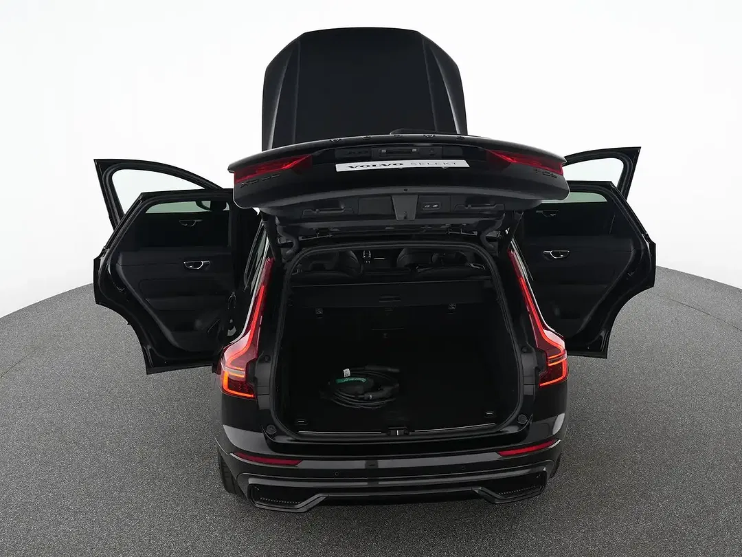 Volvo XC60 T8 AWD Ultra Black Edition - Thumbnail 14