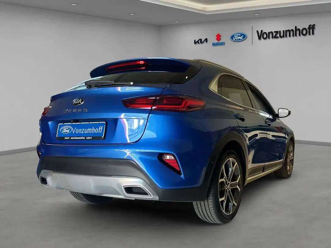Kia XCeed 1.6 GDI PHEV DCT Platinum Edition - Thumbnail 3