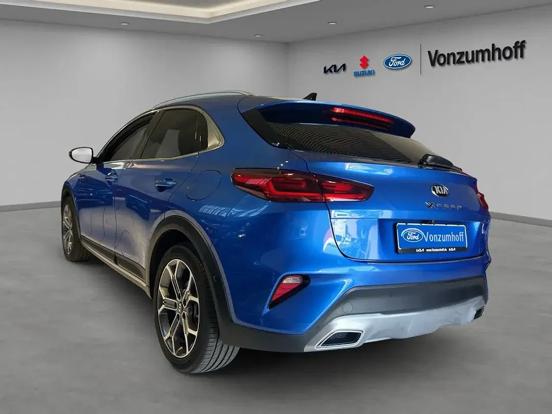 Kia XCeed 1.6 GDI PHEV DCT Platinum Edition - Thumbnail 4