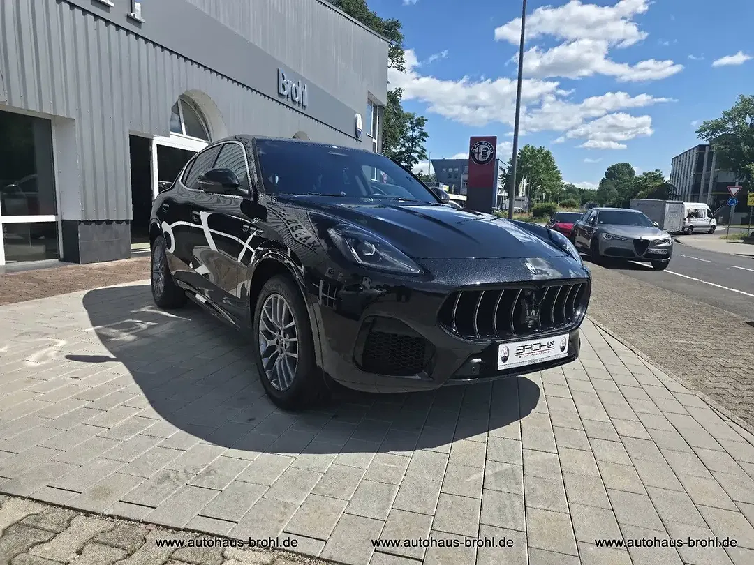Maserati Grecale 2.0 MHEV 4x4 GT - Thumbnail 3