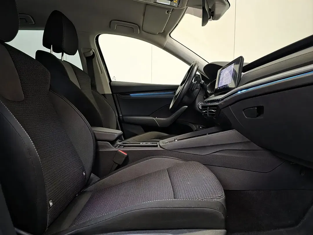 Skoda Octavia 2.0 TDI - Thumbnail 2