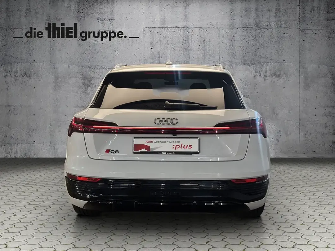 Audi Q8 e-tron 50 quattro Matrix LED S line - Thumbnail 4