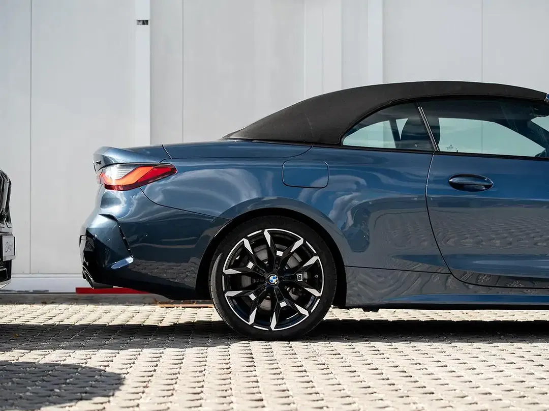 BMW 430 xDrive Convertible M Sport - Thumbnail 6