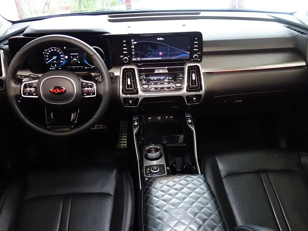 Kia Sorento PHEV Hybrid AWD Gold Premium - Thumbnail 11