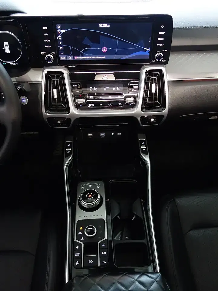 Kia Sorento PHEV Hybrid AWD Gold Premium - Thumbnail 14