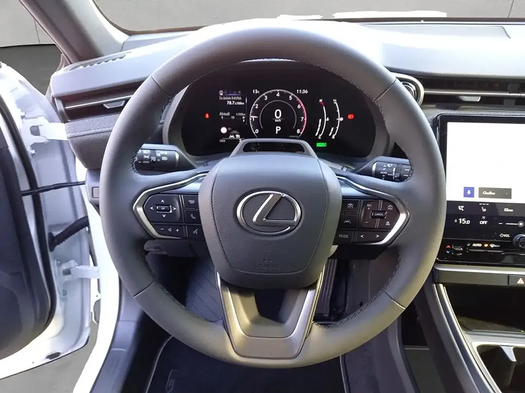 Lexus LBX Comfort - Thumbnail 11