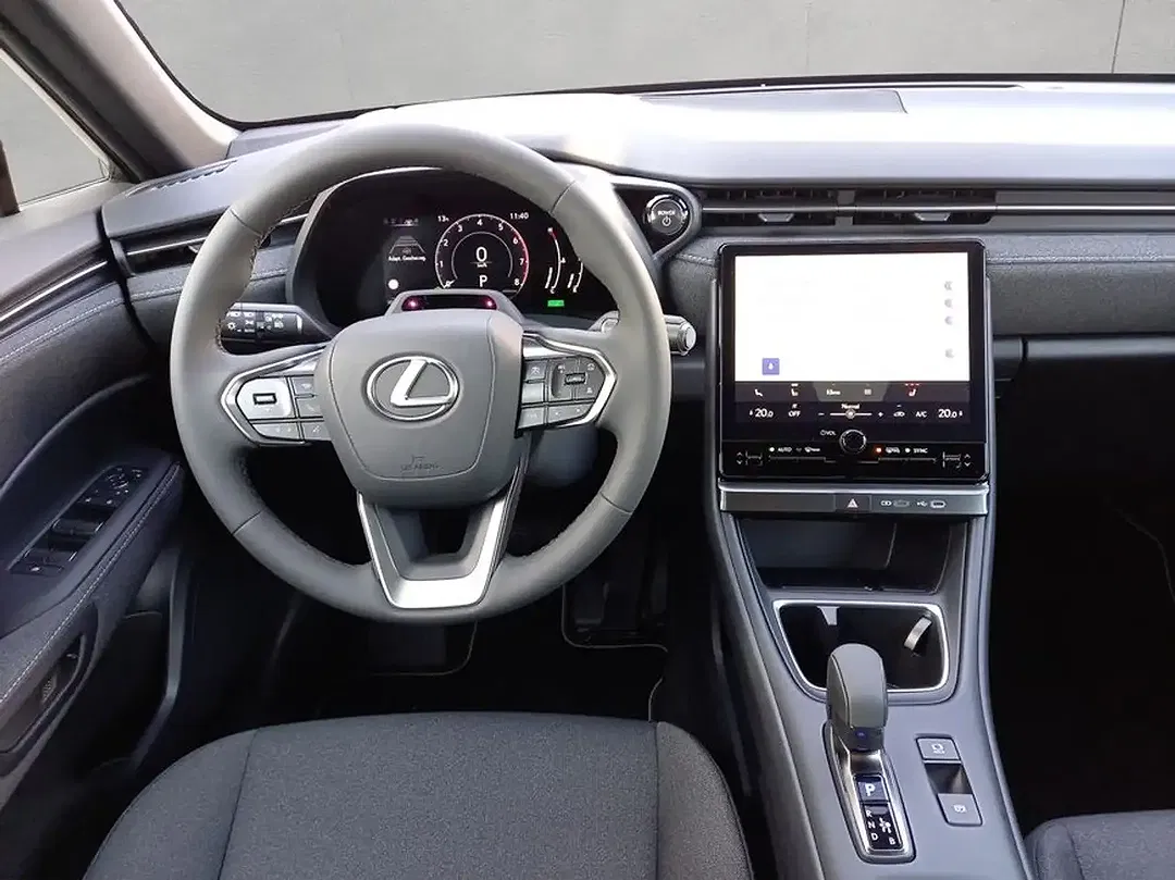 Lexus LBX Comfort - Thumbnail 13
