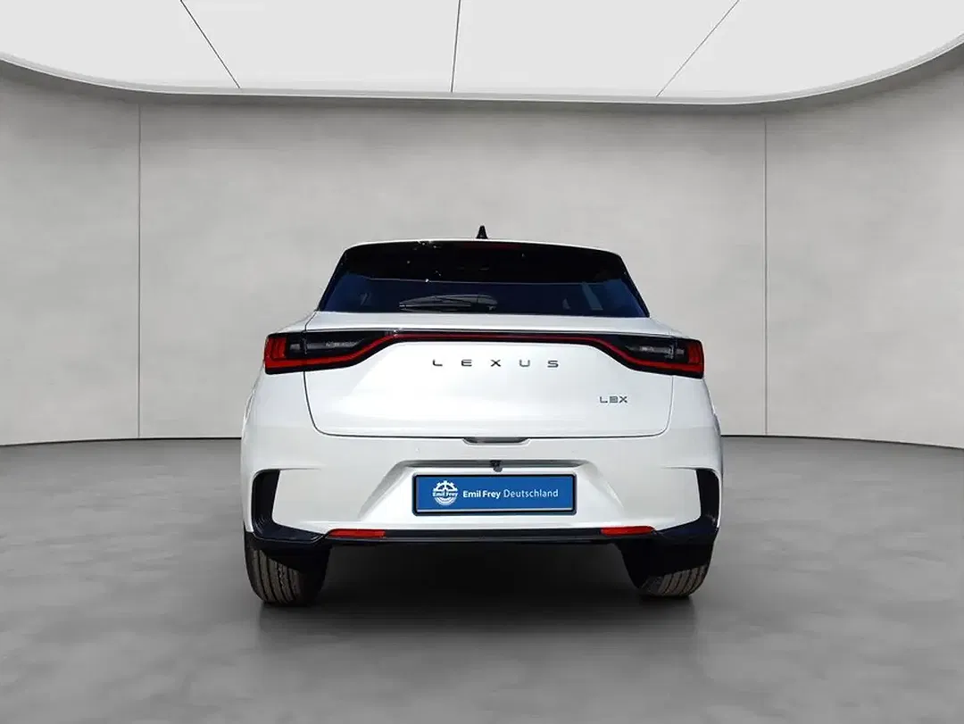 Lexus LBX Comfort - Thumbnail 4