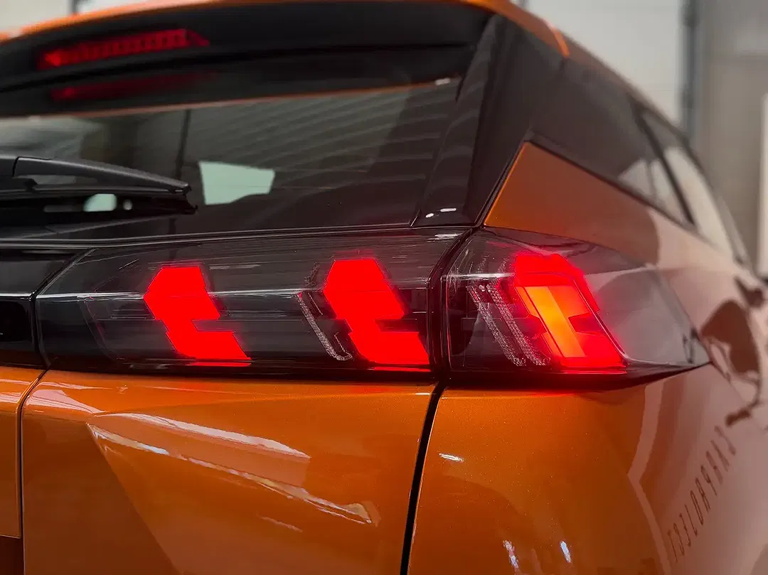 Peugeot 2008 - Thumbnail 13