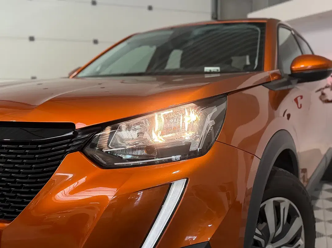 Peugeot 2008 - Thumbnail 4