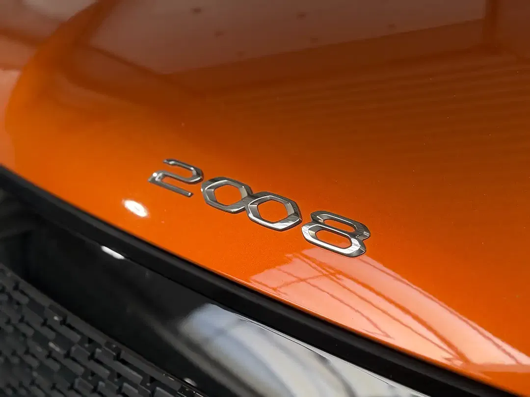 Peugeot 2008 - Thumbnail 8