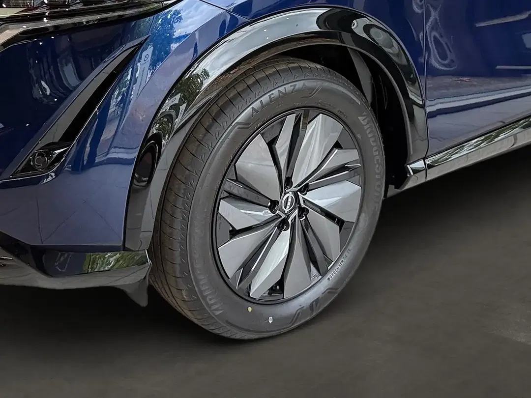 Nissan Ariya - Thumbnail 5