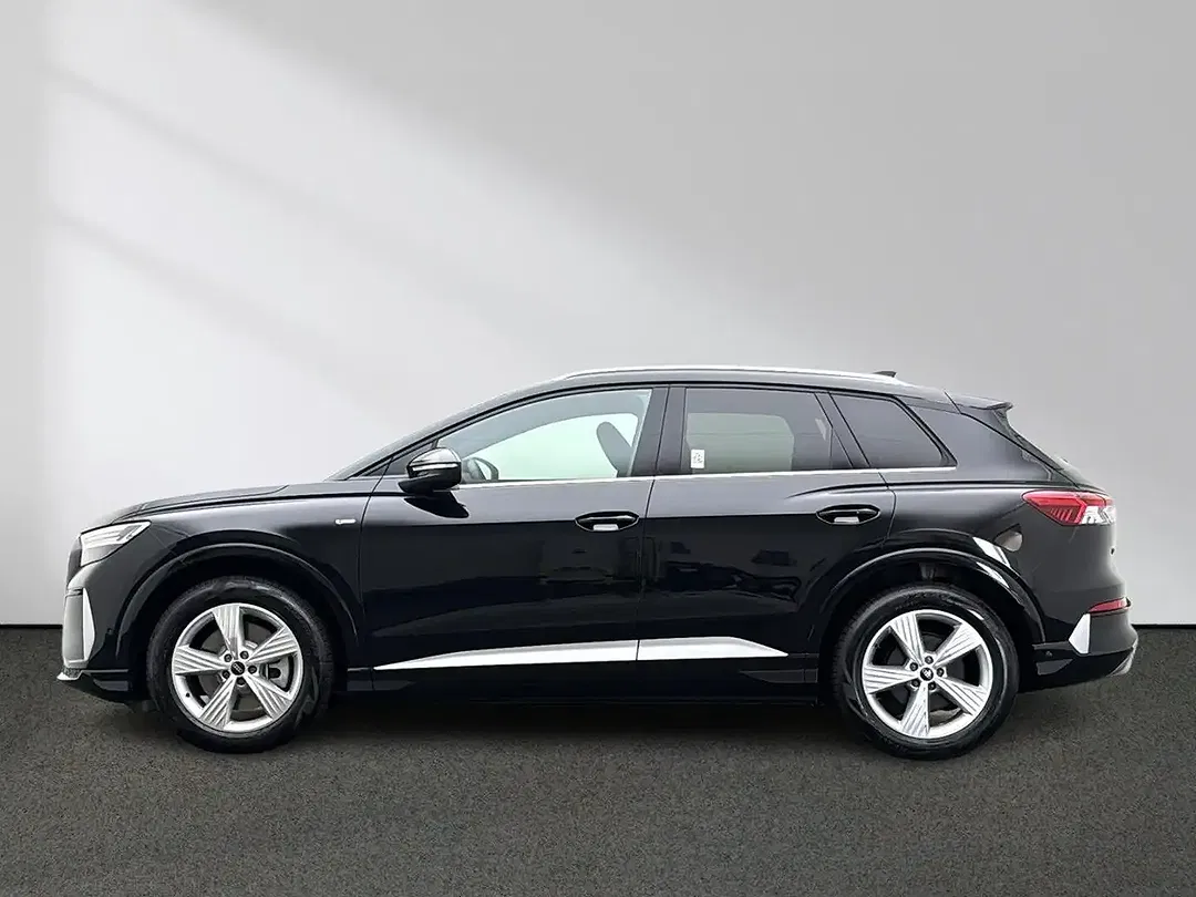 Audi Q4 e-tron performance - foto 1