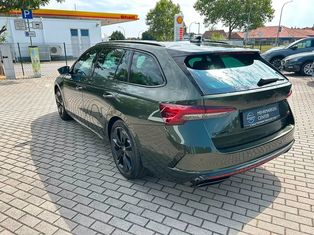 Skoda Octavia 2.0 TSI DSG vRS - Thumbnail 10