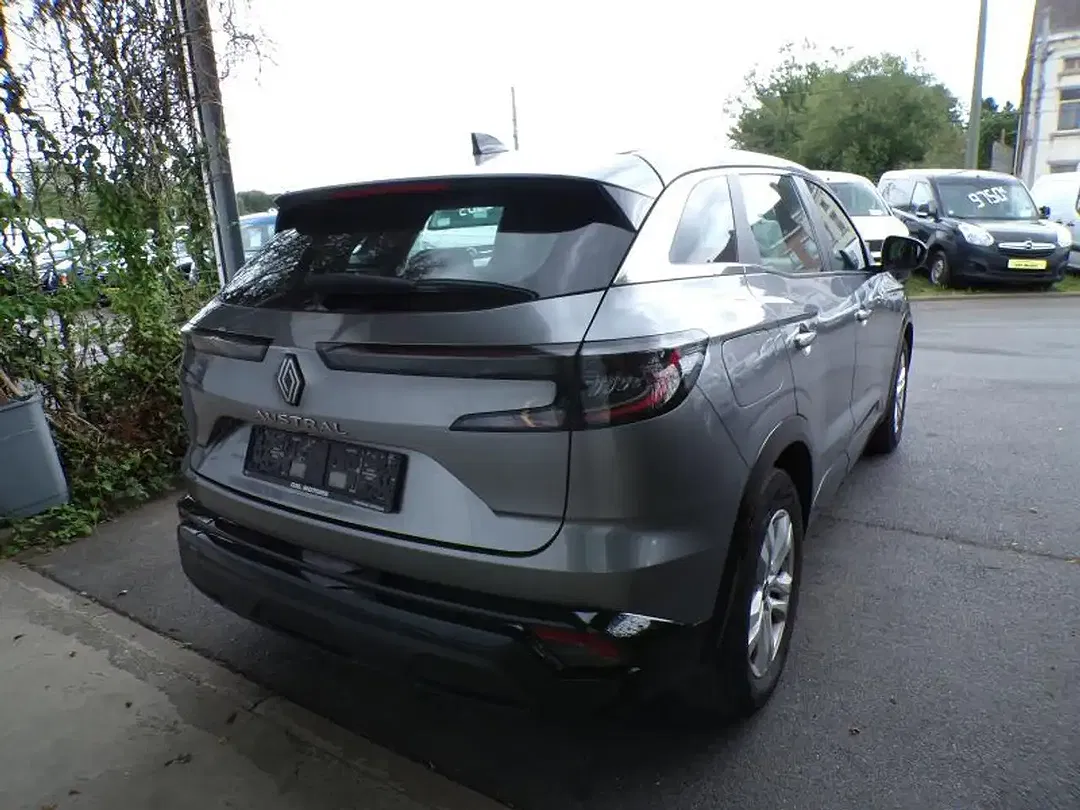 Renault Austral TCe - Thumbnail 4