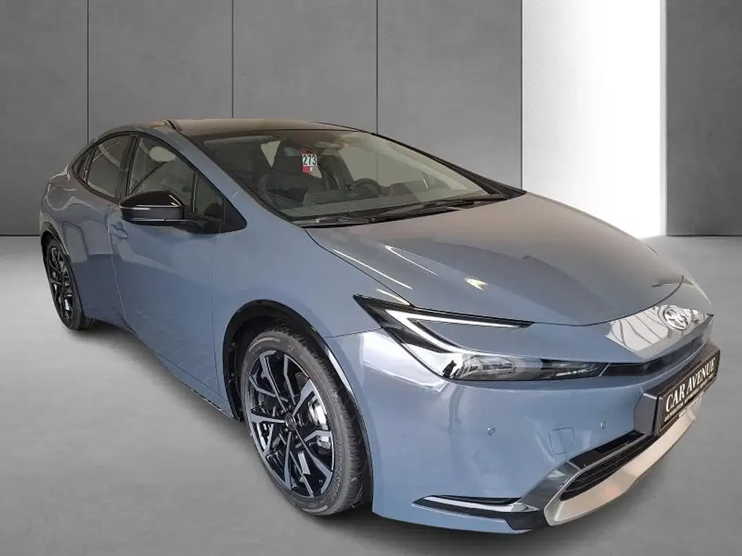 Toyota Prius PHEV Premium Plus - Thumbnail 4