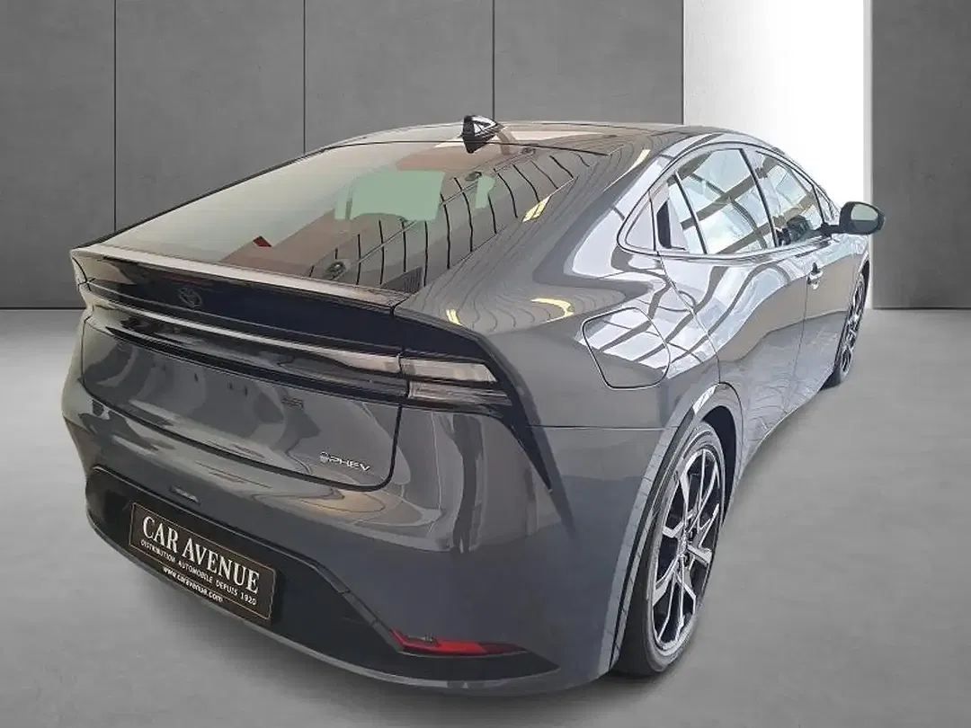 Toyota Prius PHEV Premium Plus - Thumbnail 6