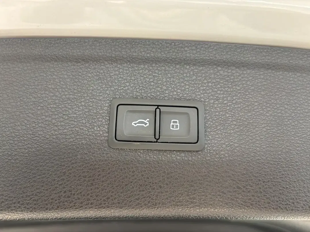 Audi SQ5 3.0 TDI quattro Matrix LED - Thumbnail 10