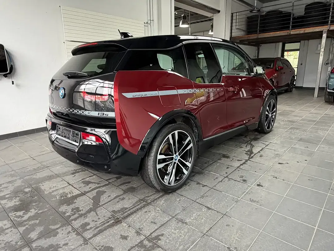 BMW i3 - Thumbnail 3