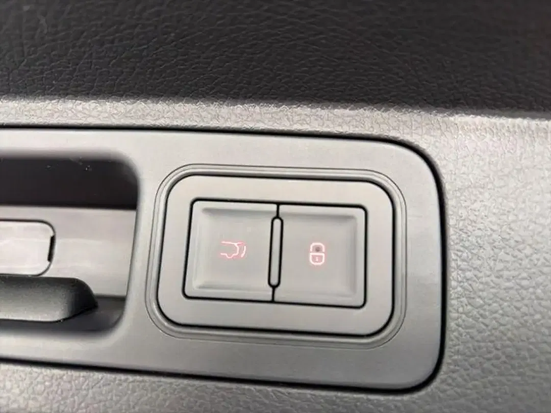 BYD Seal U 160 kW DM-i Boost - Thumbnail 12