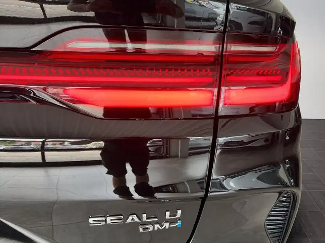 BYD Seal U 160 kW DM-i Boost - Thumbnail 13