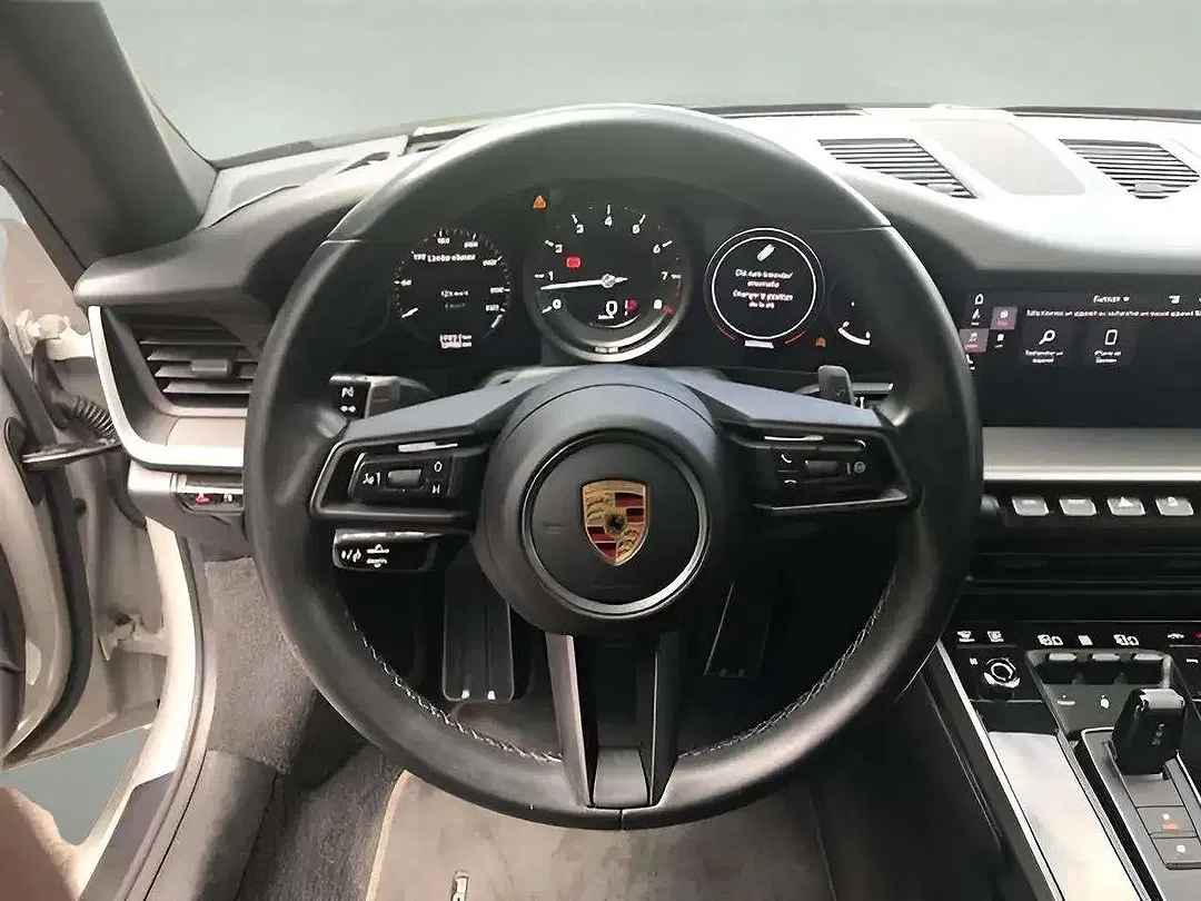 Porsche 911 3.0 PDK Targa 4 Turbo - Thumbnail 11