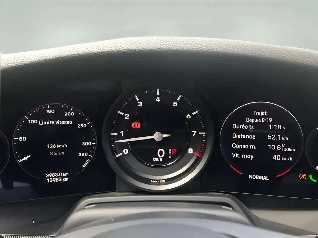 Porsche 911 3.0 PDK Targa 4 Turbo - Thumbnail 12