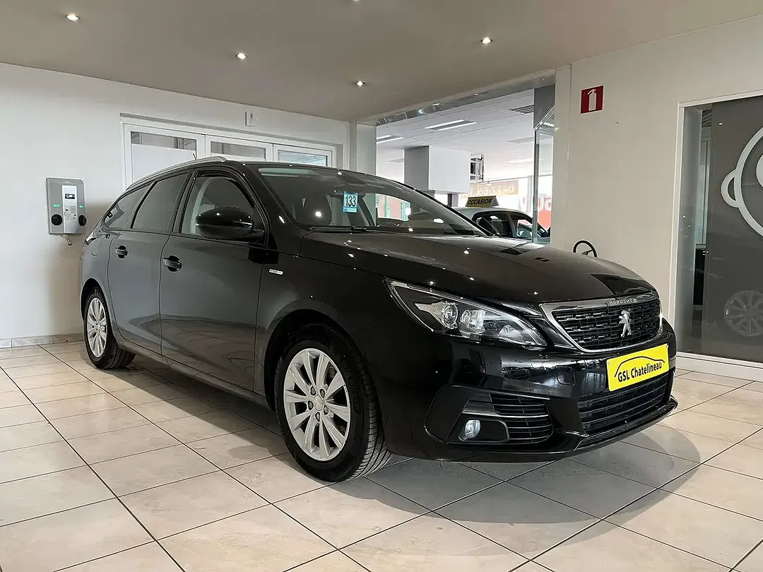 Peugeot 308 Style SW - Thumbnail 3