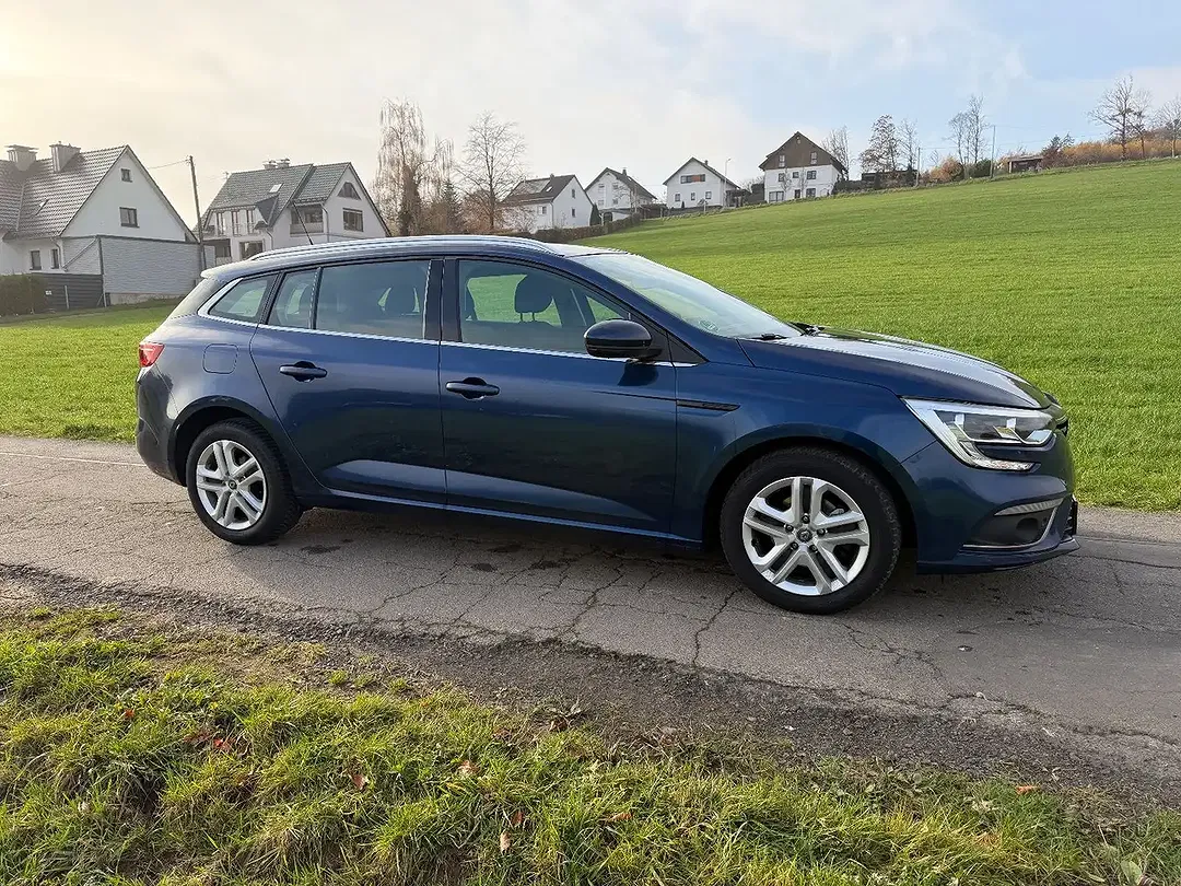 Renault Megane Business Edition - Thumbnail 10