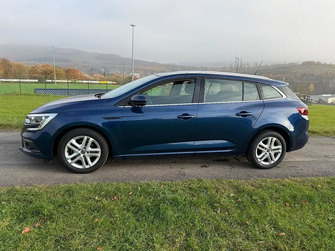 Renault Megane Business Edition - Thumbnail 3