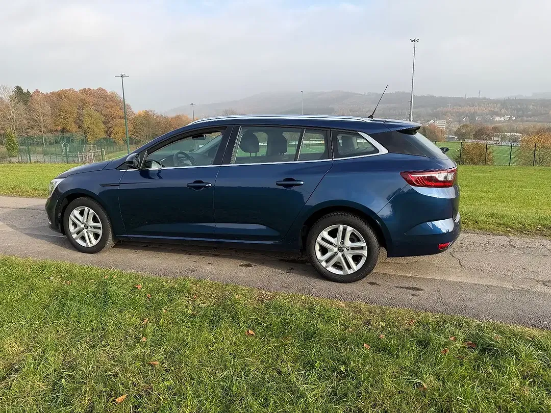 Renault Megane Business Edition - Thumbnail 4