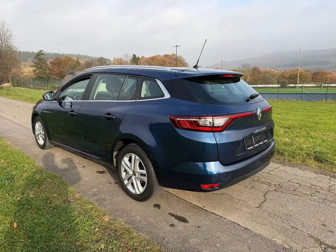 Renault Megane Business Edition - Thumbnail 5