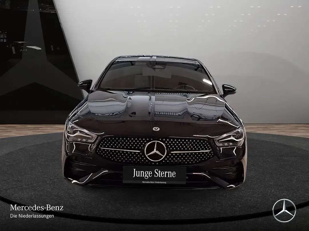 Mercedes-Benz CLA 200 7G-TRONIC AMG Night - Thumbnail 2
