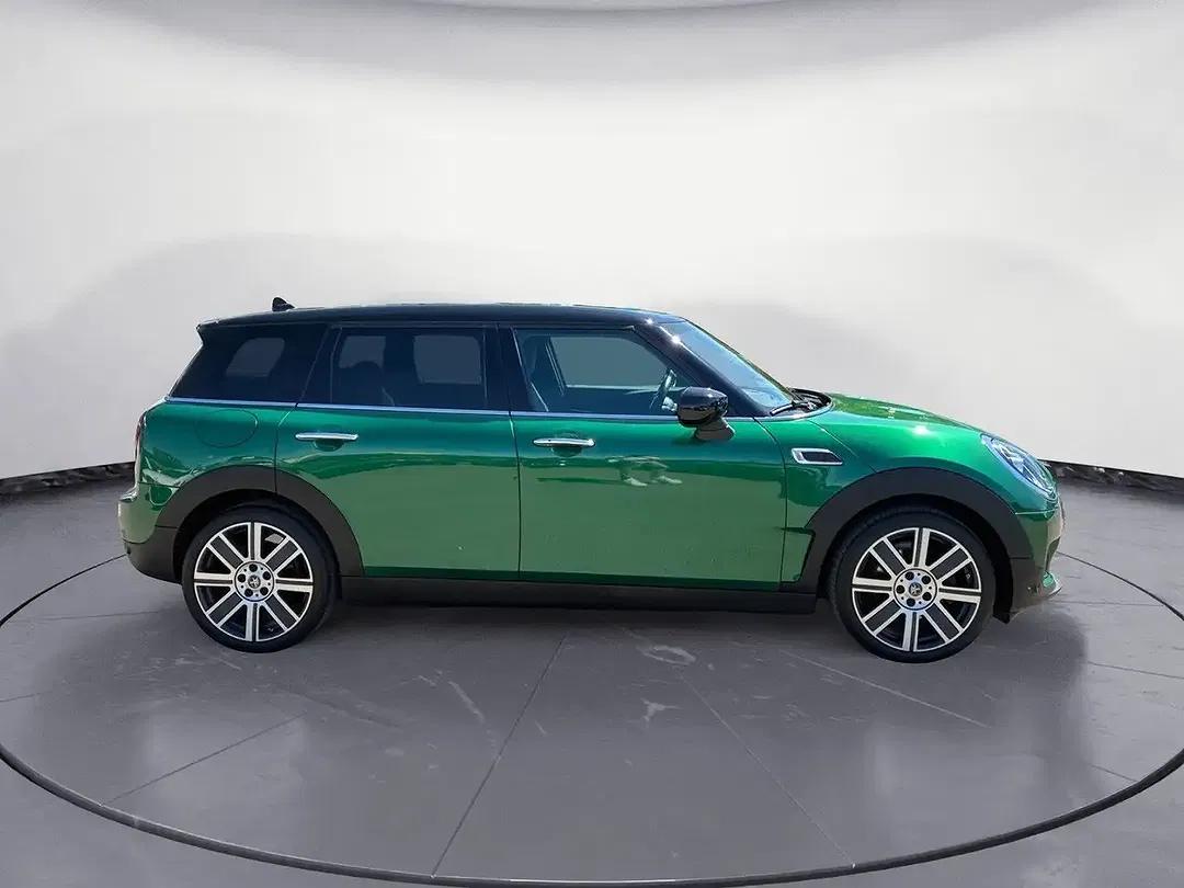 MINI Cooper Clubman - Thumbnail 6
