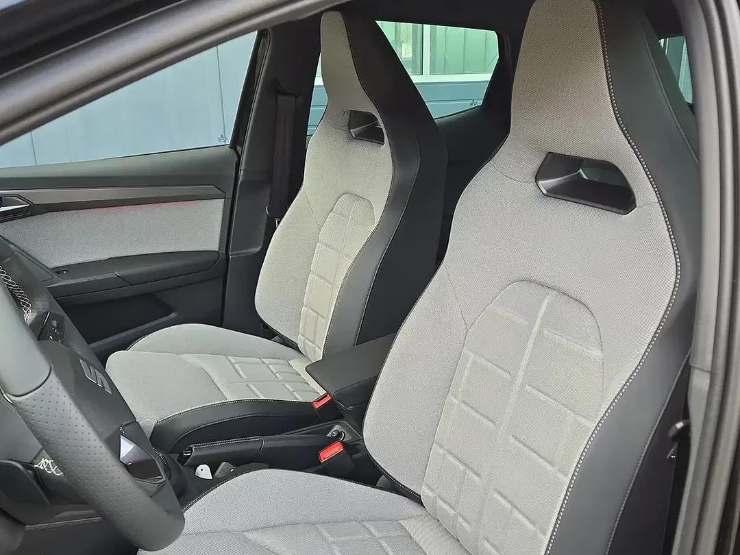 SEAT Ibiza 1.0 TSI DSG FR - Thumbnail 14