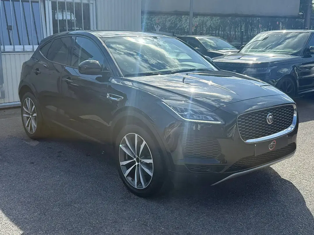 Jaguar E-Pace 2.0 4x4 - Thumbnail 3